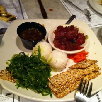 Mama's on the Half Shell - Big chunks of tuna tartar with seaweed, rice balls and crisps! - Bars Near Me - Baltimore, Maryland
