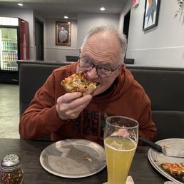 Hot Head Pizza and Grit and Spice beer. Jess is a terrific server, too!