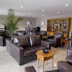 Havana Fine Cigars - Lounge seating