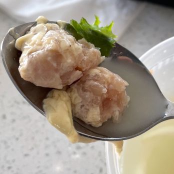 Le Basil - Uncooked pork in wontons - Thai Near Me - Palm Desert, California