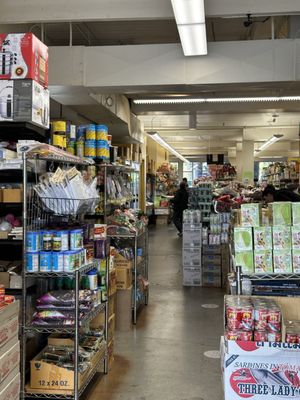 Lily Market by null
