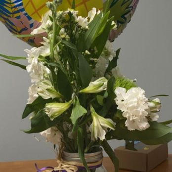 Avas Flowers - What was delivered - Florists Near Me