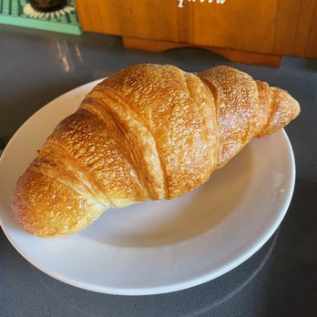 Armistice Coffee Roaster - Butter croissant - Coffee Roasteries Near Me - Seattle, Washington