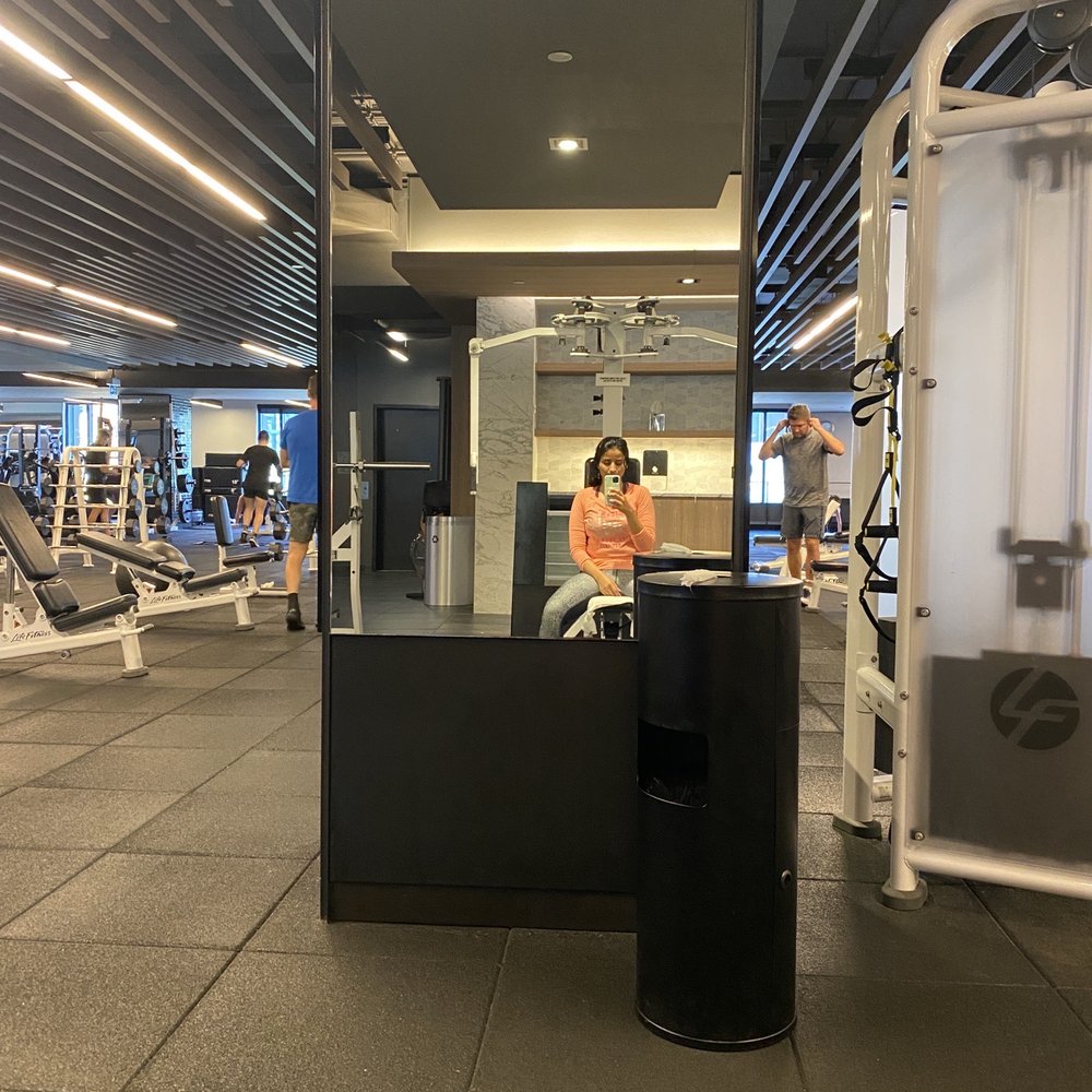 Equinox W Georgia St - Gyms Near Me - Vancouver, British Columbia Equinox W Georgia St - Gyms Near Me - Vancouver, British Columbia