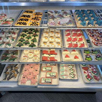 Pastries A-La-Carte - Bakeries Near Me - Pittsburgh, Pennsylvania