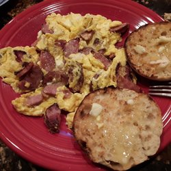 Janik Sausage - Kielbasa and scrambled eggs