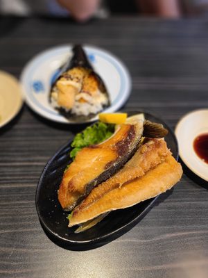 Kura Revolving Sushi Bar by null