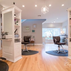 Studio 105 Hair Design - Station Room