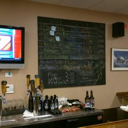 Black Frog Brewery - Got to the Black Frog late and my favorite beer (FLYING FROG) was all tapped out. Need to plan another trip soon to fill my howler!!