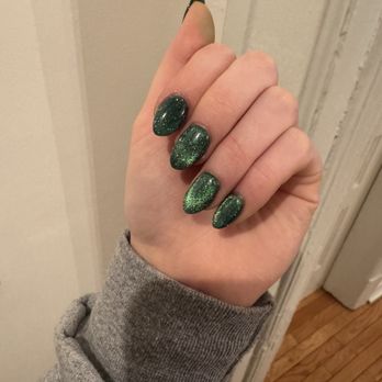 Mary’s Hot Nails - Dip nails with cat eye polish - Nail Salons Near Me - Chicago, Illinois Mary’s Hot Nails - Dip nails with cat eye polish - Nail Salons Near Me - Chicago, Illinois