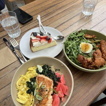 Forage - Salmon Bowl, Korean Fried Chicken Bowl, Gluten Free Ricotta Cheesecake With Seasonal Fruit - Salad Near Me - Los Angeles, California