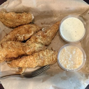 Border Burger Bar - Chicken strips - Burgers Near Me - Manitou Springs, Colorado
