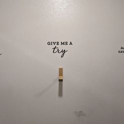 Uptown Cheapskate - Dressing room