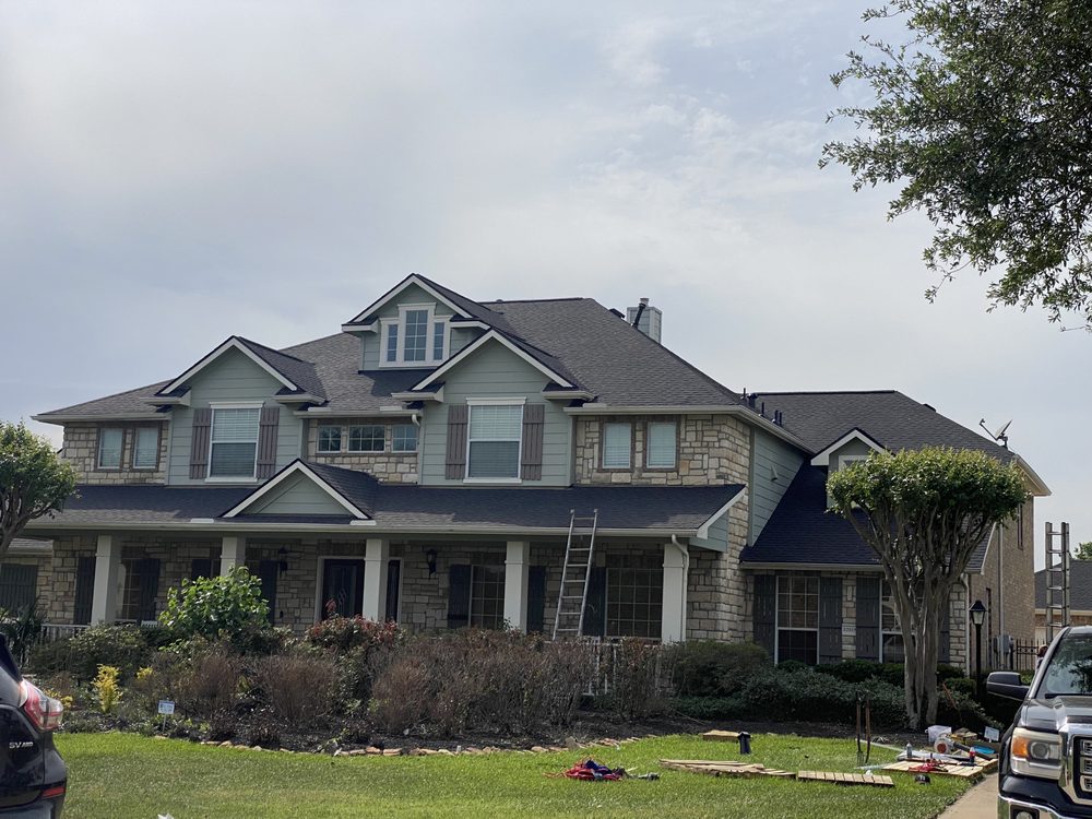 Slide of R Roofing & Exterior