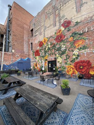 Paramount Cafe by null