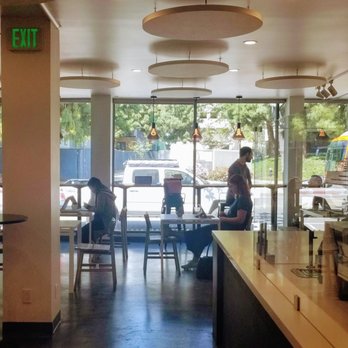 Upside Down - Chill & clean setting - Coffee & Tea Near Me - Los Angeles, California