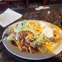 Cinco De Mayo - One of the best Nacho Supremes ever. All fresh delicious ingredients! Very Friendly staff too.