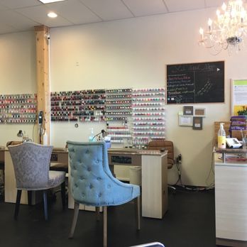 Lil' Nail Shop - The mani stations - Nail Salons Near Me - Richmond Hill, Georgia