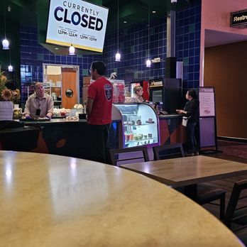 Canoes Carvery - Ordering counter - New American Near Me - Tulalip, Washington