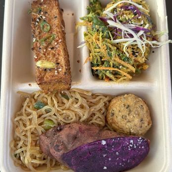 Erewhon - My lunch: Asian Tofu Stick, Vegan Pad Thai Kelp Noodles, Organic Garlic Miracle Noodles, Brown Rice Ball, Purple Sweet Potato - Juice Bars & Smoothies Near Me - Los Angeles, California Erewhon - My lunch: Asian Tofu Stick, Vegan Pad Thai Kelp Noodles, Organic Garlic Miracle Noodles, Brown Rice Ball, Purple Sweet Potato - Juice Bars & Smoothies Near Me - Los Angeles, California