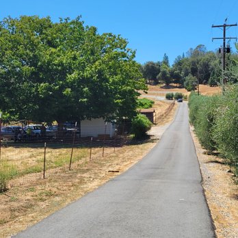BellaGrace Vineyards - Long narrow road into the winery and caves - Wineries Near Me - Plymouth, California BellaGrace Vineyards - Long narrow road into the winery and caves - Wineries Near Me - Plymouth, California