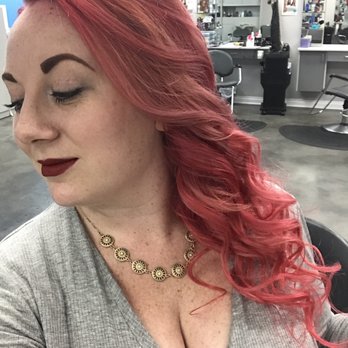 Cut Loose - Barbers Near Me - Lake Balboa, California Cut Loose - Barbers Near Me - Lake Balboa, California