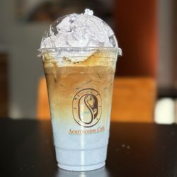 Acurrúcame Café - The amor latte is perfect for those who like floral flavors