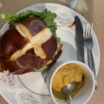 Thrive Diner - Crabby patty and Dahl soup - Vegan Near Me - Pittsfield, Massachusetts