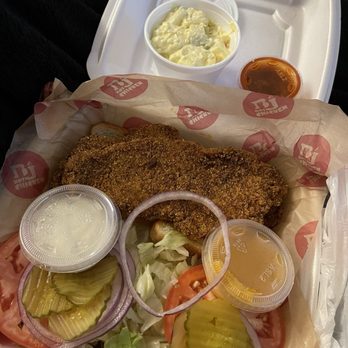 BJ Hot Chicken - Catfish Sandwich - Chicken Shop Near Me - Hendersonville, Tennessee