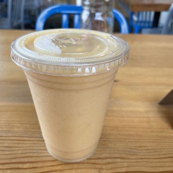 Full Stop - Pear, peach and apricot smoothie - Coffee & Tea Near Me - Louisville, Kentucky
