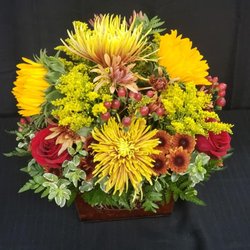 Moms Family Florist