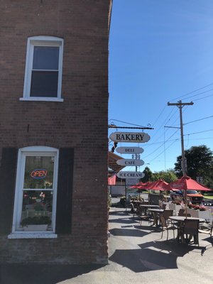 The Brick House Bakery by null