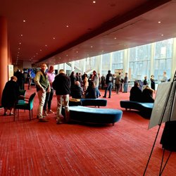 Marion Oliver McCaw Hall - Nice atmosphere