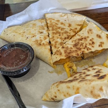 Murphy's Bleachers - Chicken Quesadillas. Quite good! - Sports Bars Near Me - Chicago, Illinois Murphy's Bleachers - Chicken Quesadillas. Quite good! - Sports Bars Near Me - Chicago, Illinois