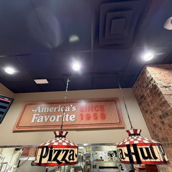 Pizza Hut - Chicken Wings Near Me - Ocean, New Jersey