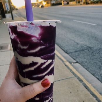 Tea Yard - Purple Yam Cloud Milk Tea - Bubble Tea Near Me - Oak Lawn, Illinois