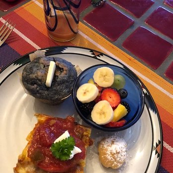 Dreamcatcher Bed & Breakfast - Incredible breakfast (perfect before a day of skiing!) - Bed & Breakfast Near Me - Taos, New Mexico Dreamcatcher Bed & Breakfast - Incredible breakfast (perfect before a day of skiing!) - Bed & Breakfast Near Me - Taos, New Mexico