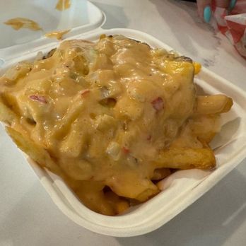 7th Street Burger Georgetown - Spicy Loaded Beef Fries - Burgers Near Me - Washington, DC, District of Columbia