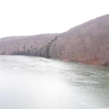 Laurel Hill State Park - Icey lake in February - Hiking Near Me - Somerset, Pennsylvania Laurel Hill State Park - Icey lake in February - Hiking Near Me - Somerset, Pennsylvania