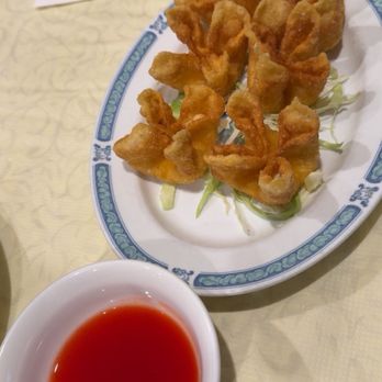 Red Chopstix - Cream Cheese Fried Wonton (6) 芝士云吞 - Cantonese Near Me - Elk Grove, California Red Chopstix - Cream Cheese Fried Wonton (6) 芝士云吞 - Cantonese Near Me - Elk Grove, California