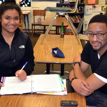 Tutorpedia - John working with students at East Palo Alto Academy - Tutoring Centers Near Me Tutorpedia - John working with students at East Palo Alto Academy - Tutoring Centers Near Me