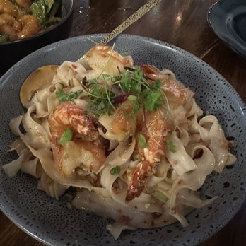 Kin Long Beach - Garlic Noodle Shrimp - Thai Near Me - Long Beach, California