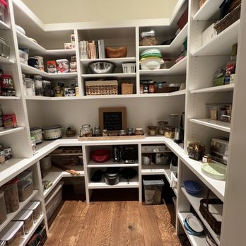 The Closet Company - Kitchen pantry - Cabinetry Near Me - Nashville, Tennessee The Closet Company - Kitchen pantry - Cabinetry Near Me - Nashville, Tennessee