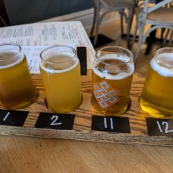 The Hops Spot - Beer flight at Hops Spot, Clayton