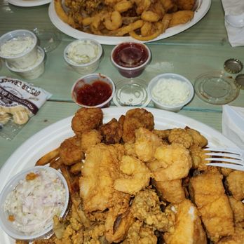 Ray's Seafood & Chowder Shack - Seafood Near Me - Portsmouth, New Hampshire