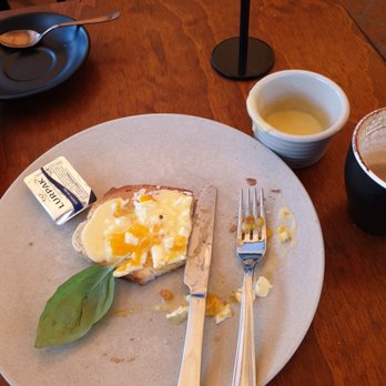 Little Garren - Poached eggs on sourdough with hollandaise sauce. - Cafes Near Me - Canberra, ACT Little Garren - Poached eggs on sourdough with hollandaise sauce. - Cafes Near Me - Canberra, ACT