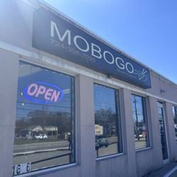 Mobogo Asian Cuisine - Front entrance