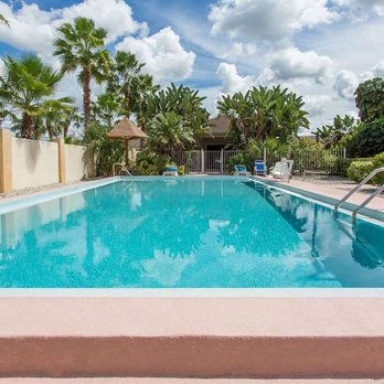 Knights Inn Arcadia - Pool - Hotels Near Me - Arcadia, Florida
