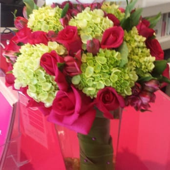Flowers & Services - Beautiful bday flowers...love the attention to detail - Florists Near Me - North Miami Beach, Florida