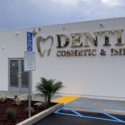 Exterior photo of South Bay Dental Studio - Redondo Beach, California Exterior photo of South Bay Dental Studio - Redondo Beach, California